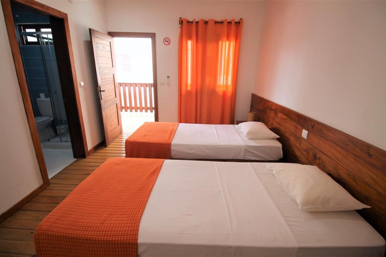 Sweet Guest House Sao Tome Exteriör bild